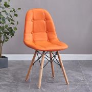 Стул клиента «Pulsante» экокожа оранжевый на деревянных ножках