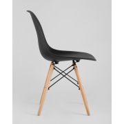 Стул «Eames» пластиковый чёрный деревянные ножки