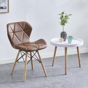 Стул клиента «Shell» экокожа светло-коричневый на деревянных ножках