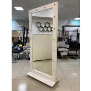 Зеркало гримёрное «Manta» Цемент 950х1950х400 на колёсиках 18 ламп