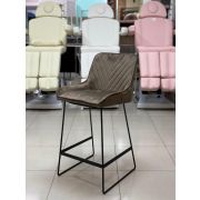 Стул барный «Манчестер» велюр коричневый на чёрных металлических ножках