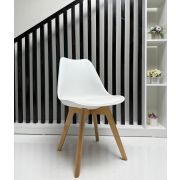 Стул «Eames Soft» экокожа белый деревянные ножки